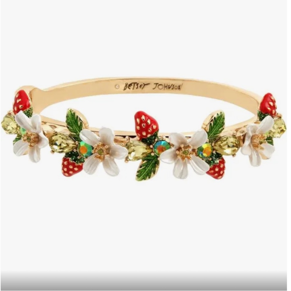 NWT BETSEY JOHNSON Gold-Tone Signed Strawberries & Flowers Hinge Bangle Bracelet - Picture 2 of 4